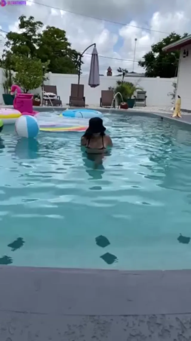 Keliah Kang Killian In The Outdoor Pool