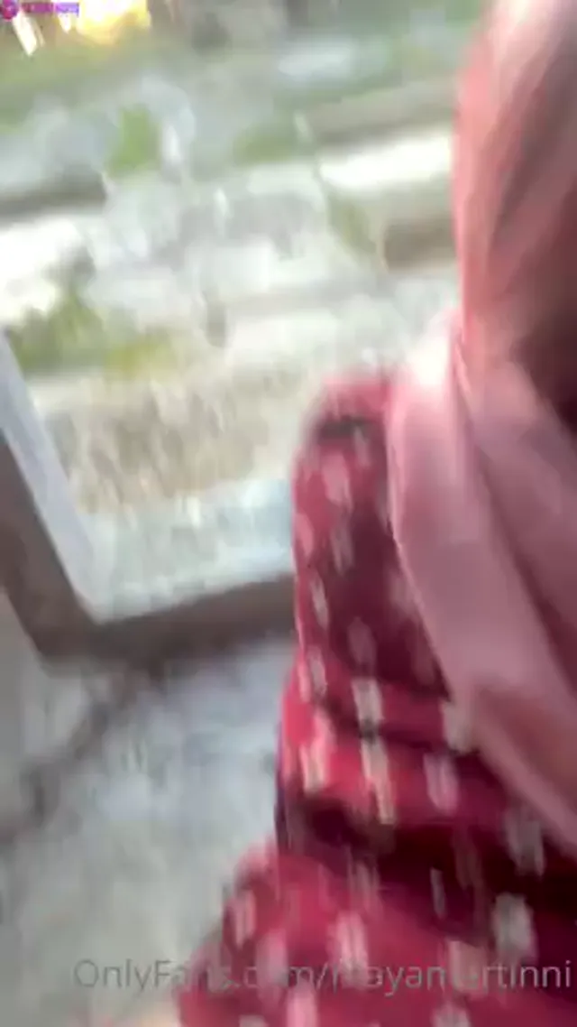 Maya Martinni Risky Doggy POV