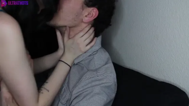 Nymphfern Rough Fuck On The Couch With Creampie