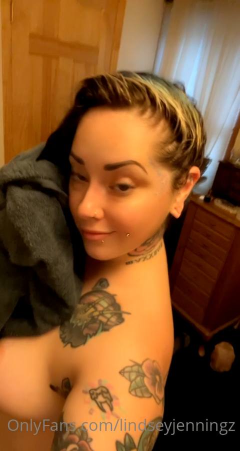 lindseyjenningz – onlyfans