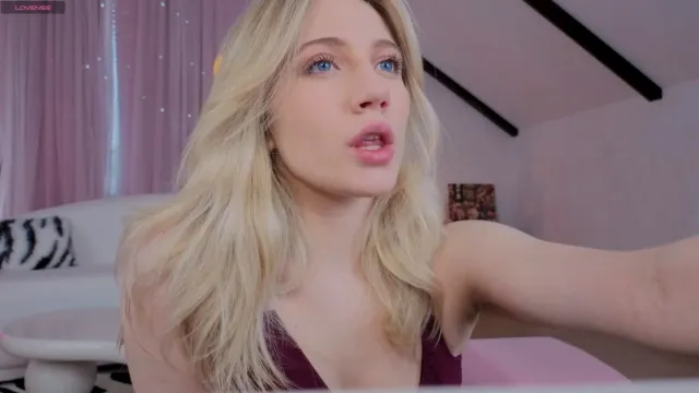 Pinkadele Chaturbate