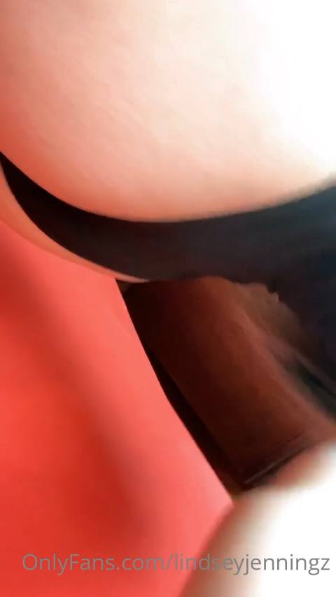 lindseyjenningz – onlyfans