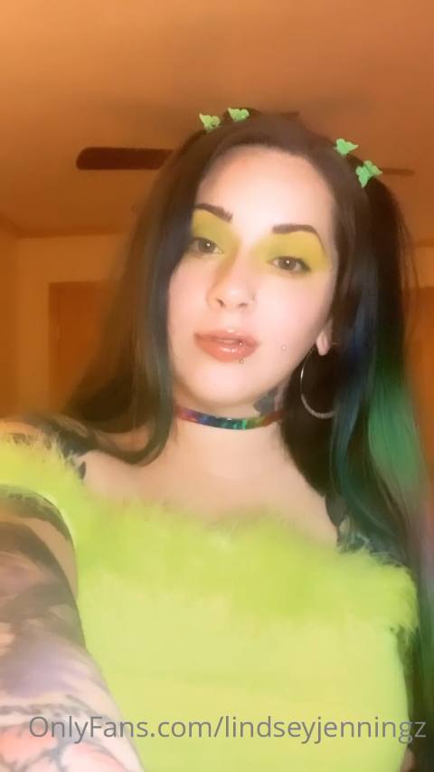 lindseyjenningz – onlyfans