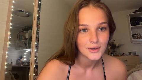 amelialilyx / amelialilyyxx