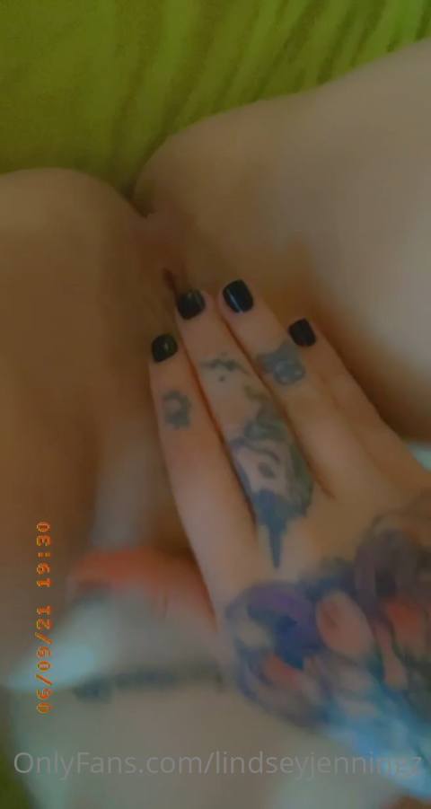 lindseyjenningz – onlyfans
