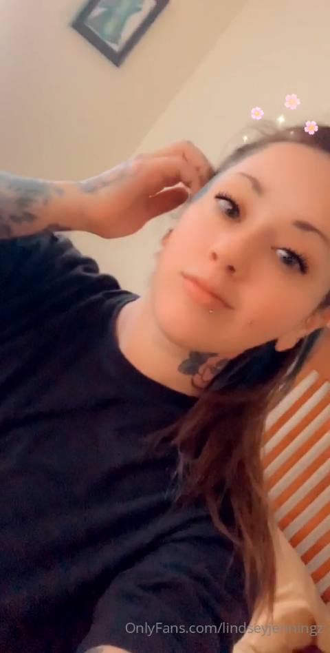 lindseyjenningz – onlyfans