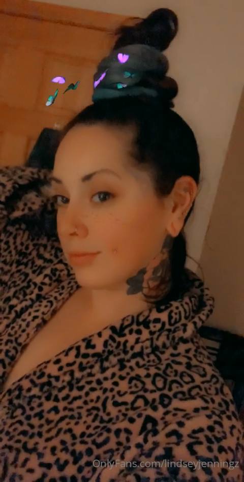 lindseyjenningz – onlyfans