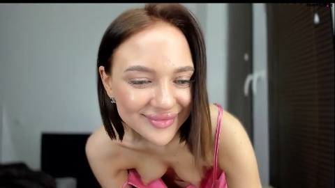 Sarahphyllis – girls fondle themselves in private