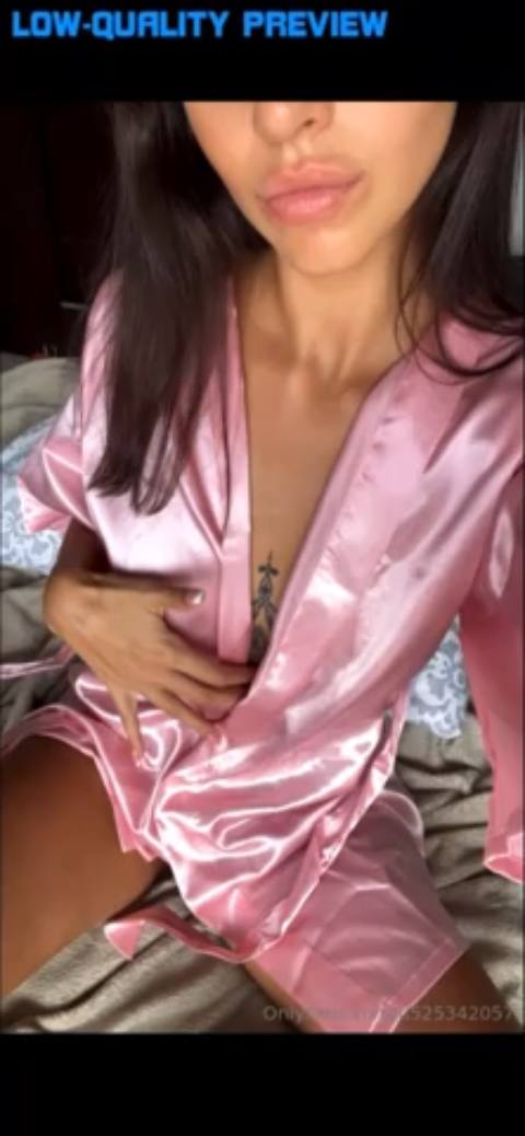 Selena Valentina Alvarez / Selena-valetina