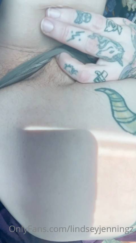 lindseyjenningz – onlyfans
