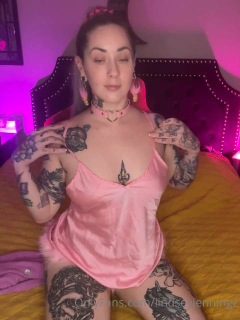 lindseyjenningz – onlyfans