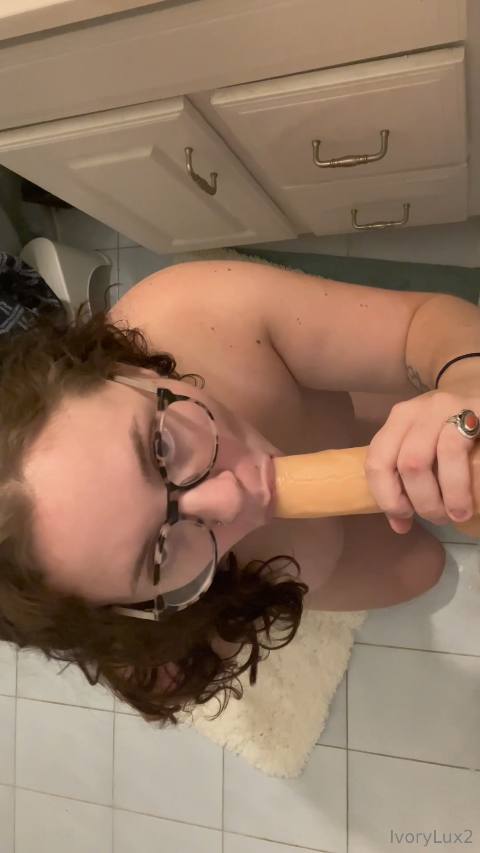 Ivorylux / ivoryluvsmissionary