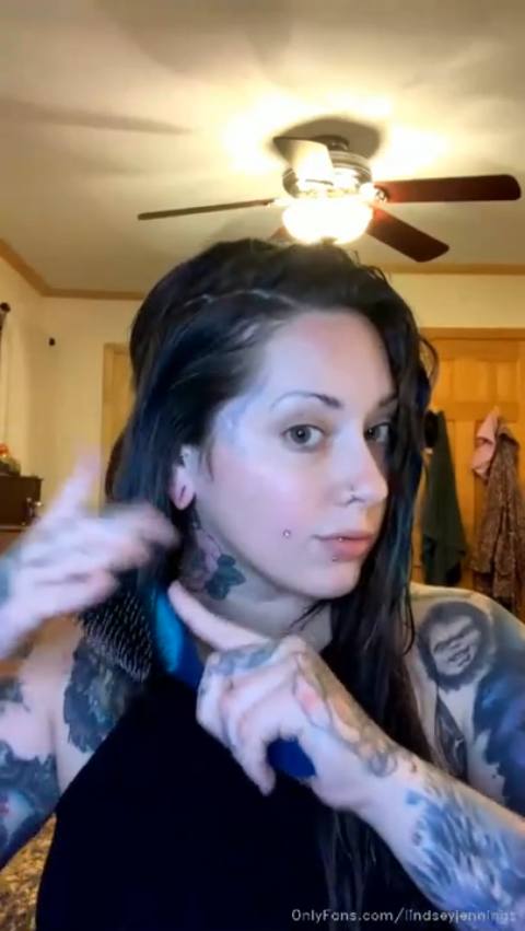 lindseyjenningz – onlyfans