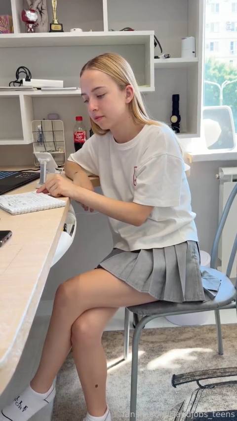 handjob_students kate