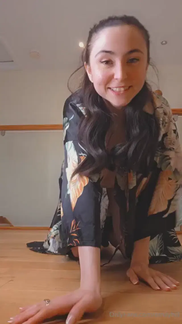 Emily Hill aka emilyhill – 06-04-2025 OnlyFans Video – Forgot quite how good this toy was