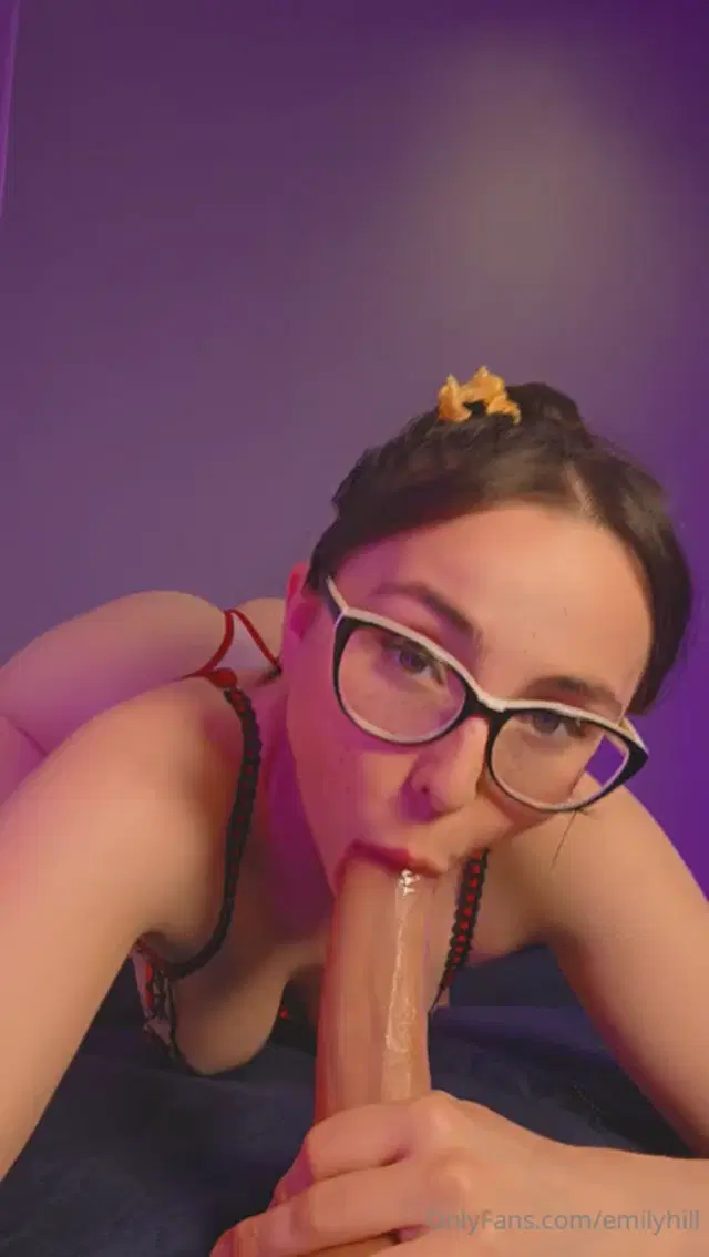 Emily Hill aka emilyhill – 06-28-2025 OnlyFans Video – where do cherries go