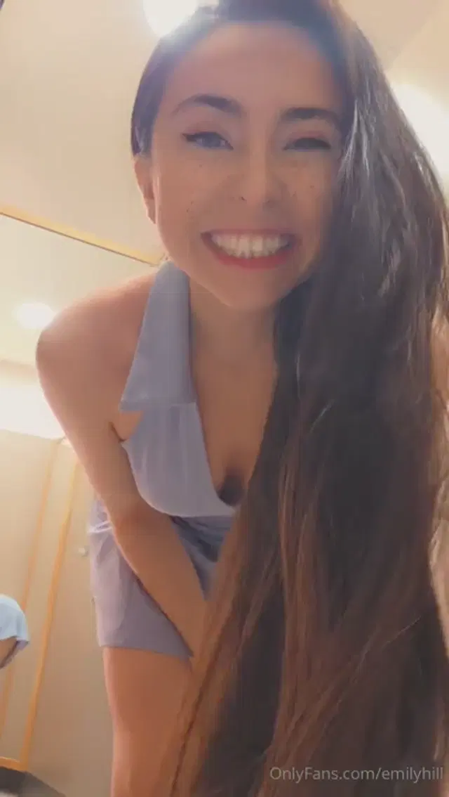 Emily Hill aka emilyhill – 07-25-2025 OnlyFans Video – Changing room try on fun x