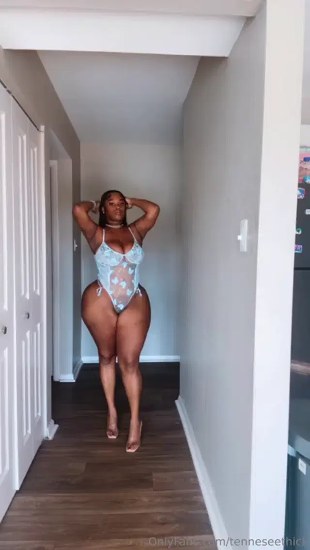 TennesseeThick aka tenneseethick – 12-13-2024 OnlyFans Video – Guaranteed to make you bust a