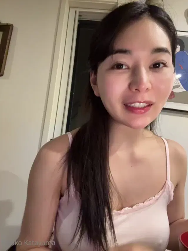 Rikako Desu aka rikakodesu – 02-12-2026 OnlyFans Video – Aaaand the raffle winners are_nji2