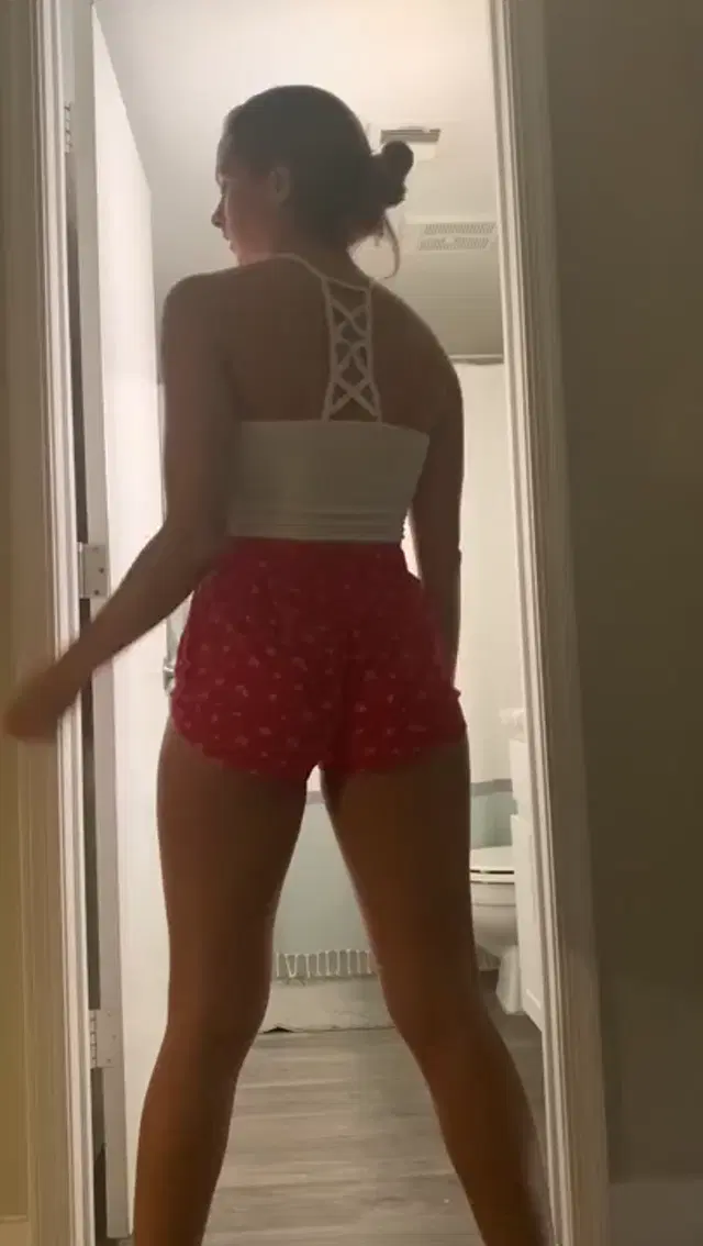 Duchess aka bigduchvip – 01-08-2026 OnlyFans Video – Vids from late 2020 I just found