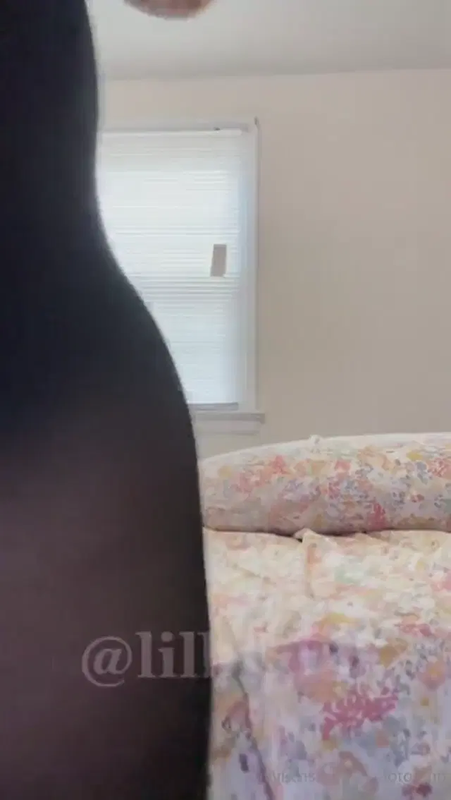 Harlot Quinn aka harlotquinn – 12-16-2024 OnlyFans Video – Just been working on getting bigger toys in hehe