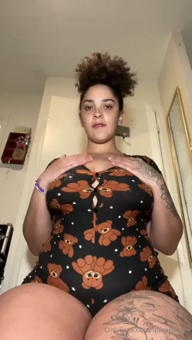 Savy Queensavyy aka queensavyy – 12-01-2024 OnlyFans Video – Cum for me baby