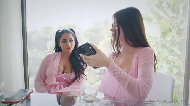 Yasmina Khan aka pengaliprincess – 12-15-2025 OnlyFans Video – BRAND NEW SHE THOUGHT WE WERE HAVING A GIRLY DAY