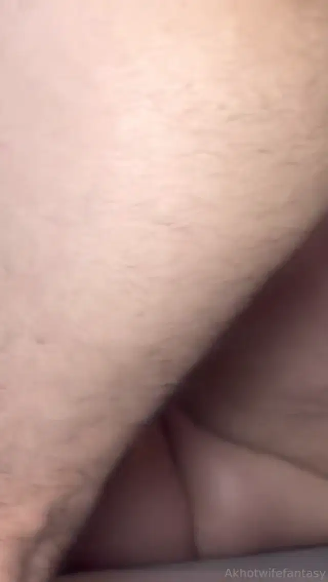 Akhotwifefantasy aka akhotwifefantasy – 06-18-2025 OnlyFans Video – Happy Hump Day! Here is more of our last MFM with my bull