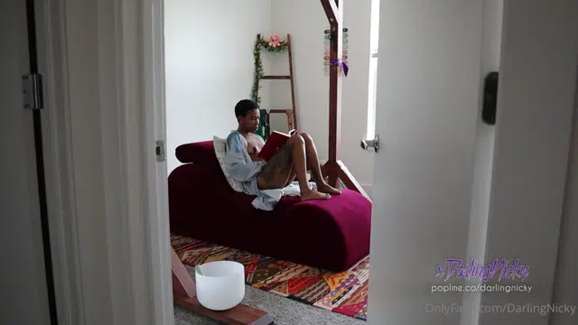 Darling Nicky aka darlingnicky – 09-13-2024 OnlyFans Video – I really wanted to lean in to the perspective a voyeur on this one, what it