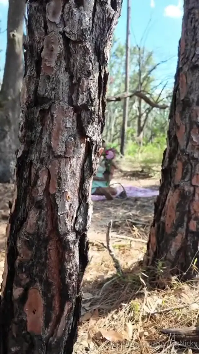 Darling Nicky aka darlingnicky – 03-01-2025 OnlyFans Video – I love the outdoors! Wanted to have a cute little picnic and let my pussy get