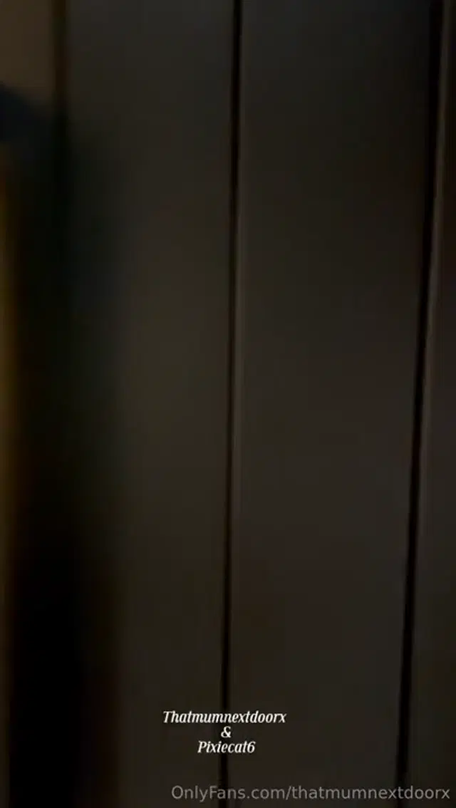 Thatmumnextdoorx aka thatmumnextdoorx – 01-16-2025 OnlyFans Video – Tip this post 14