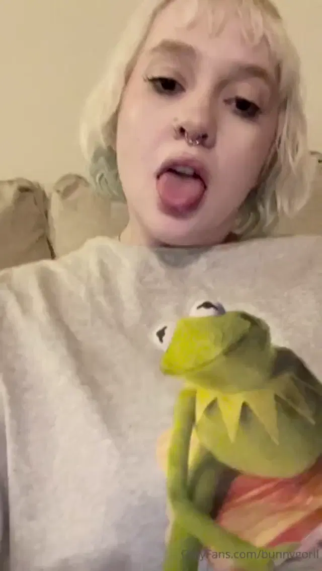 Bunnygorll aka bunnygorll – 01-10-2024 OnlyFans Video – dm me to see the full 4 minutes i had a spontaneous trip my parents