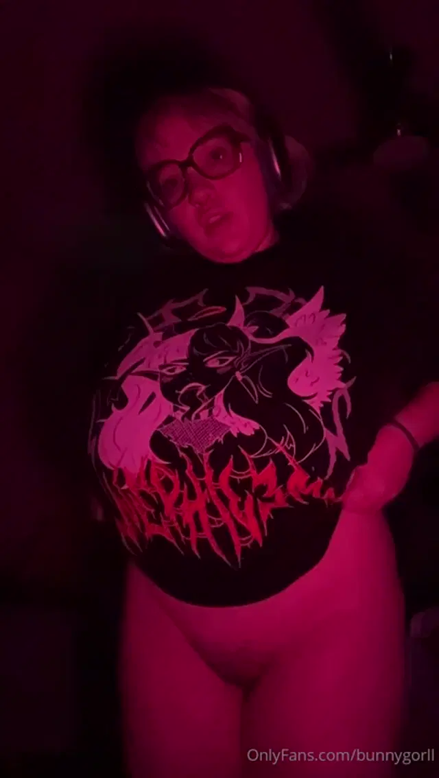 Bunnygorll aka bunnygorll – 02-12-2024 OnlyFans Video – hehe slo no titty drops ! like if u want more