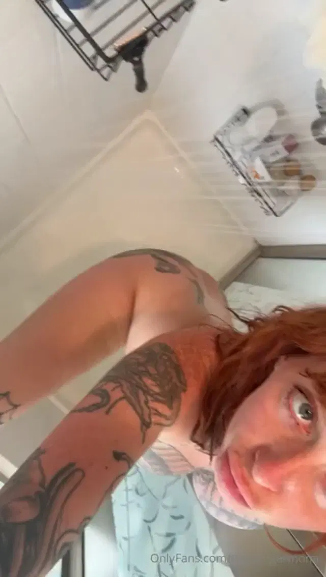 Morgan thatgingermo aka thatgingermomo – 08-11-2025 OnlyFans Video – Spreading these holes for you