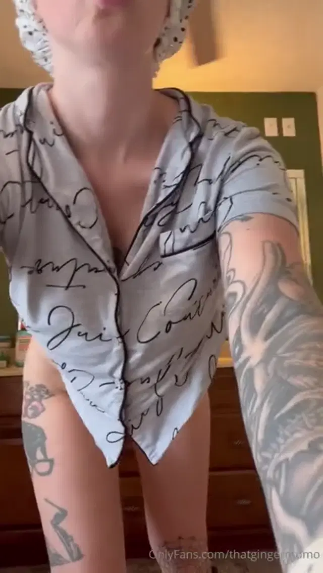 Morgan thatgingermo aka thatgingermomo – 01-25-2025 OnlyFans Video – GRWM to shower
