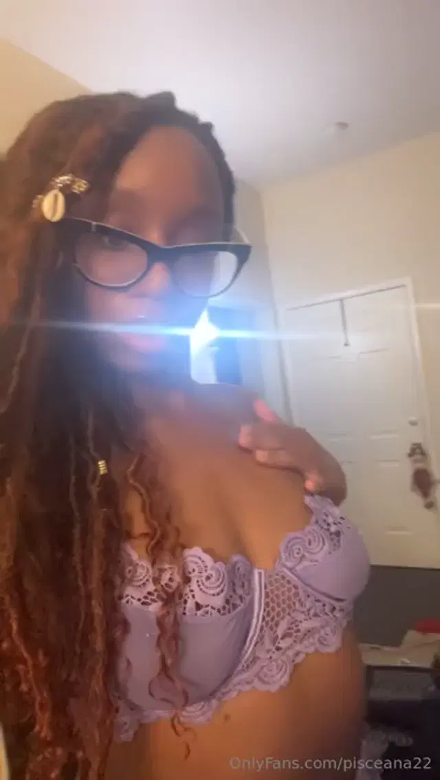 Pisceana22 aka pisceana22 – 01-03-2025 OnlyFans Video – Happy New Year !!! First onlyfans video of 2025!! I couldnt choose which version so I_ttef