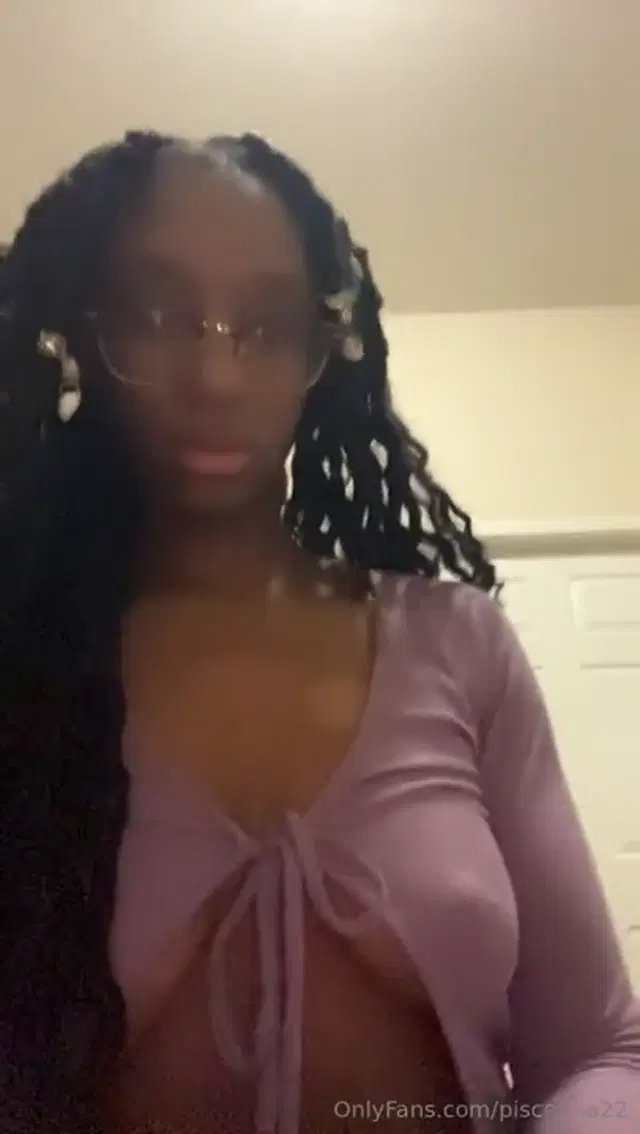 Pisceana22 aka pisceana22 – 11-19-2024 OnlyFans Video – Good morning all
