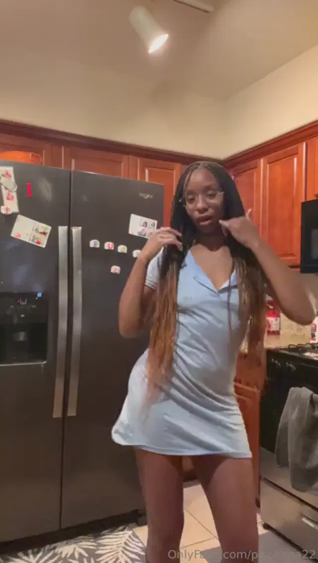 Pisceana22 aka pisceana22 – 12-04-2025 OnlyFans Video – The continuationOF version of my tik tok video