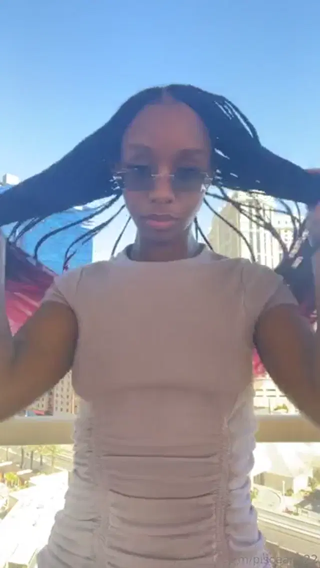 Pisceana22 aka pisceana22 – 02-19-2026 OnlyFans Video – Birthday in 4 days Im not ready