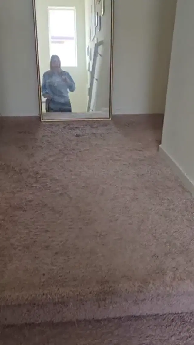 Bikinibee aka bikinibee – 03-07-2026 OnlyFans Video – 4 days PP, and the milk has arrived! These things are massive! The bras that I