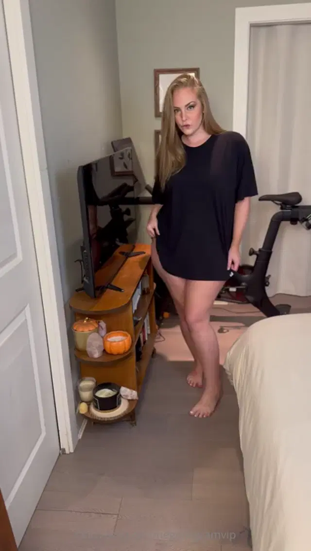 Megancgram aka megancgramvip – 01-25-2026 OnlyFans Video – The best kind of tease is the one that leads to your erection
