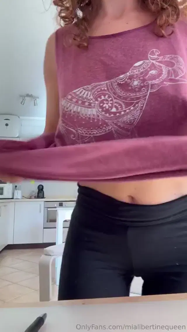 MiaLibertineQueen aka mialibertinequeen – 05-17-2025 OnlyFans Video – Grazie per le due cam di ieri Sono ancora disponibile oggi e stasera Scusate se