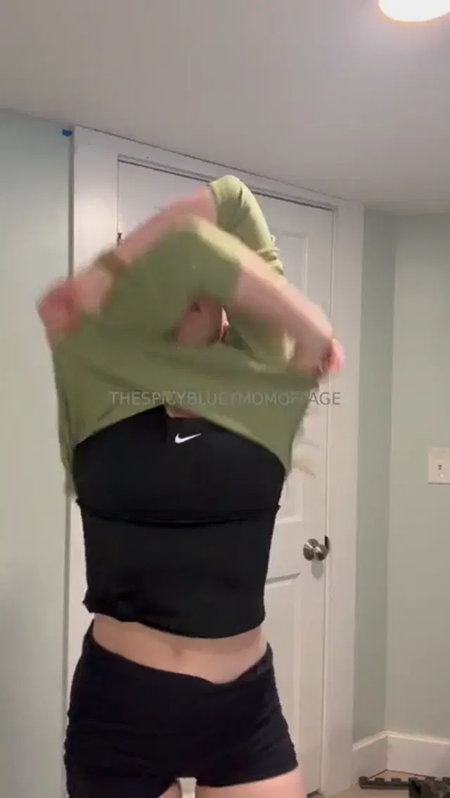 The Spicy Bluey Mom aka thespicyblueymom – 12-10-2024 OnlyFans Video – Leaked thespicyblueymom 28420