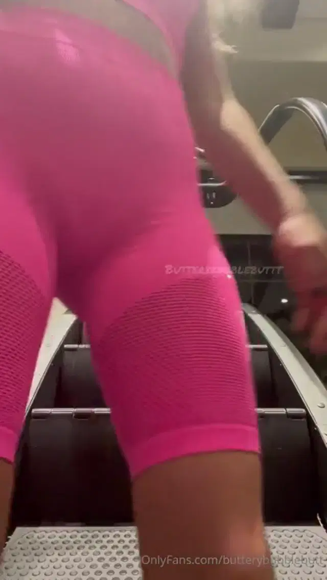 Brittany Benz aka butterybubblebutt – 04-12-2024 OnlyFans Video – moreeee cus you guys loved the last ones!!