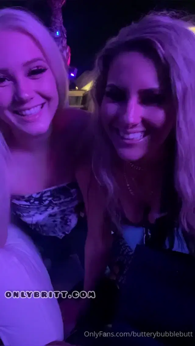 Brittany Benz aka butterybubblebutt – 05-12-2024 OnlyFans Video – lmfaooooo