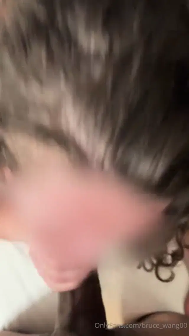 Bruce Wang aka bruce_wang00 – 03-28-2024 OnlyFans Video – You gotta love the enthusiasm of a size queen when she finally finds a huge cock