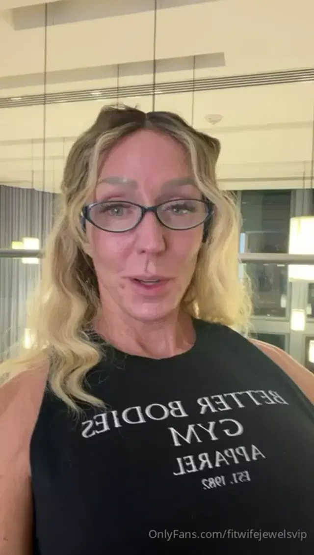 Fitwifejewels aka fitwifejewelsvip – 03-02-2026 OnlyFans Video – GF update!!!