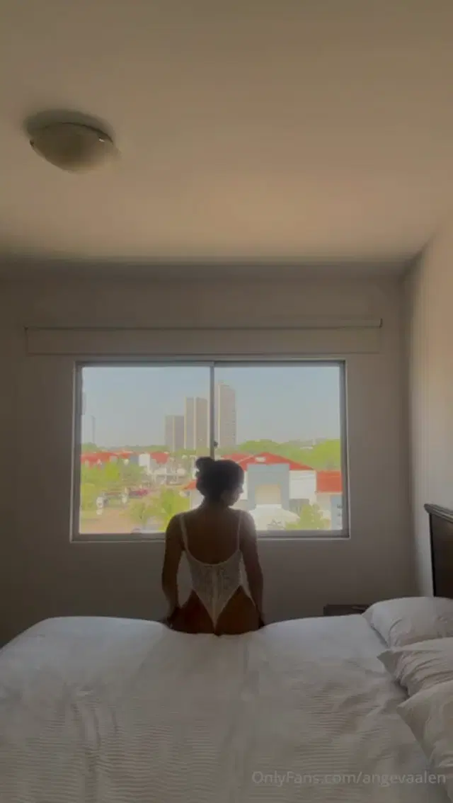 Angelica Valentina aka angevaalen – 06-07-2025 OnlyFans Video – VOLV AMORES