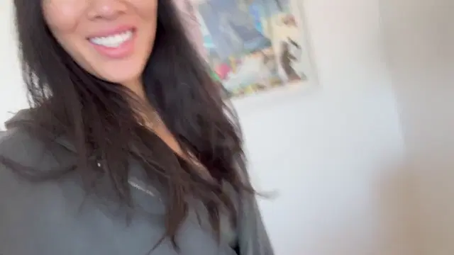 Asa Akira aka asaakira – 05-19-2025 OnlyFans Video – Im in MIAMI