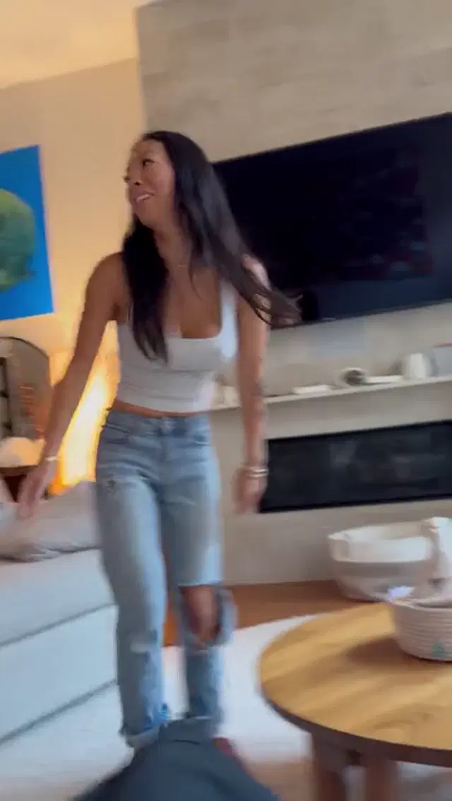 Asa Akira aka asaakira – 08-27-2025 OnlyFans Video – And then what happened Turn your RENEW on by 7pm EST tonight and Ill send u